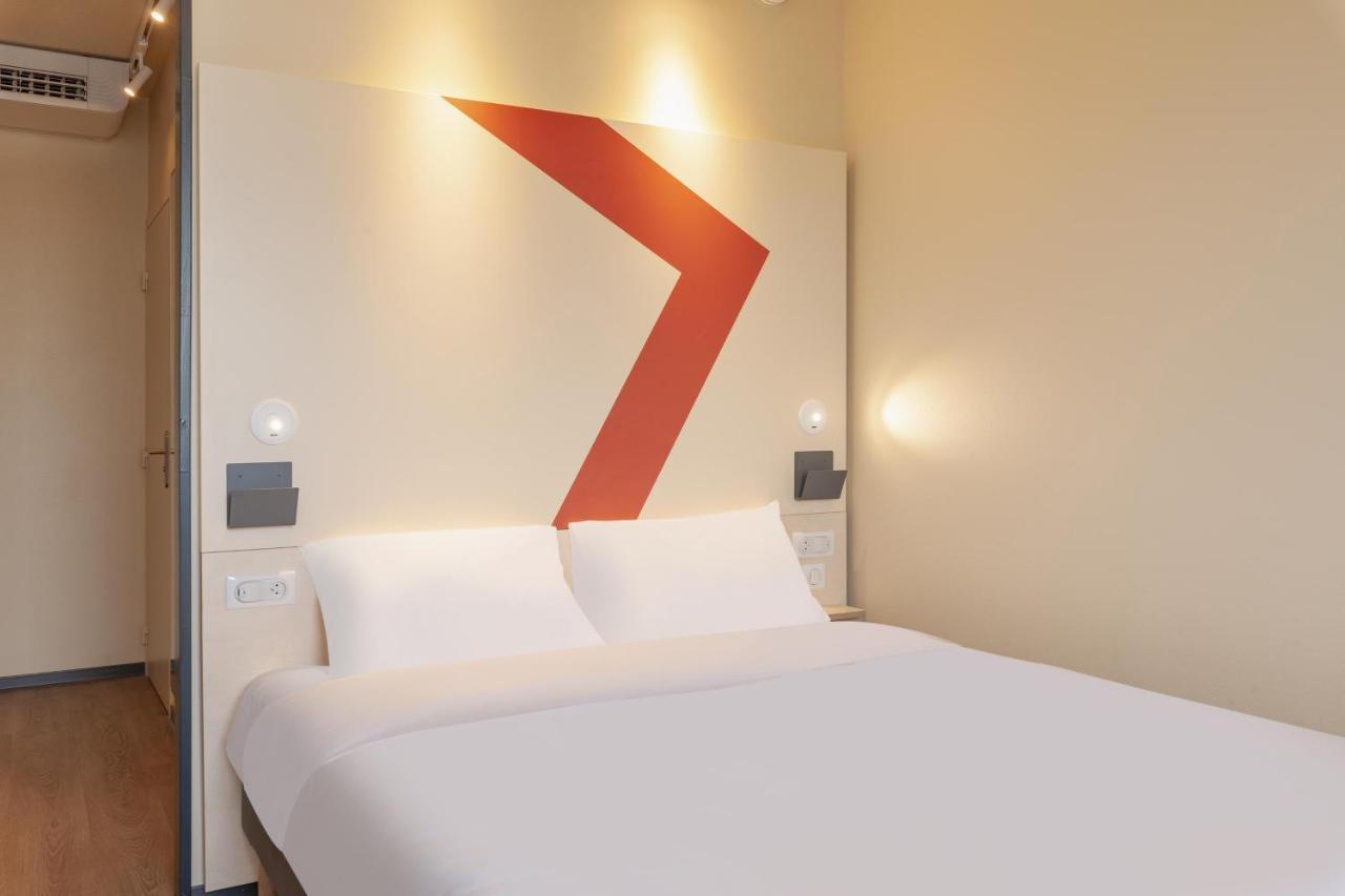 Ibis Budget Mont De Marsan Esterno foto